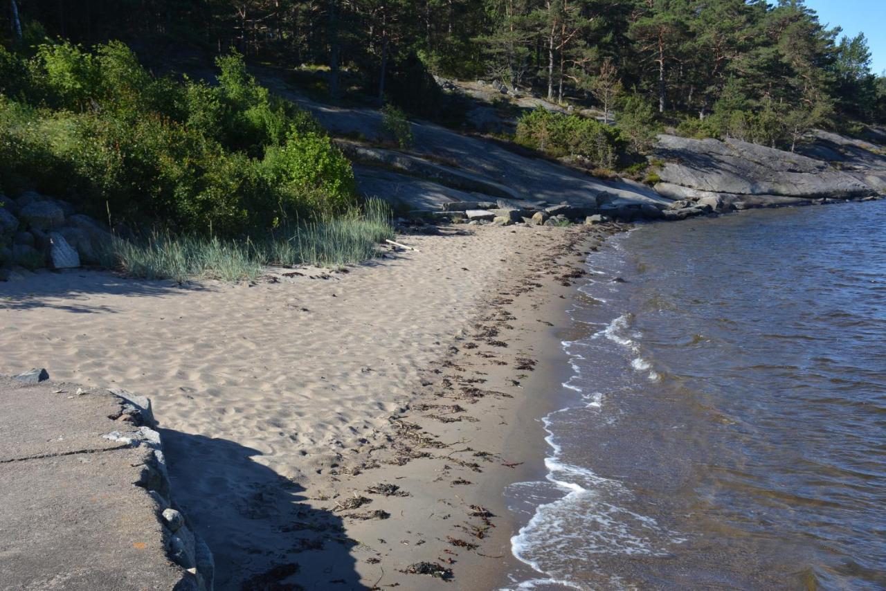 Strömstad Hallestrand Vandrarhem المظهر الخارجي الصورة
